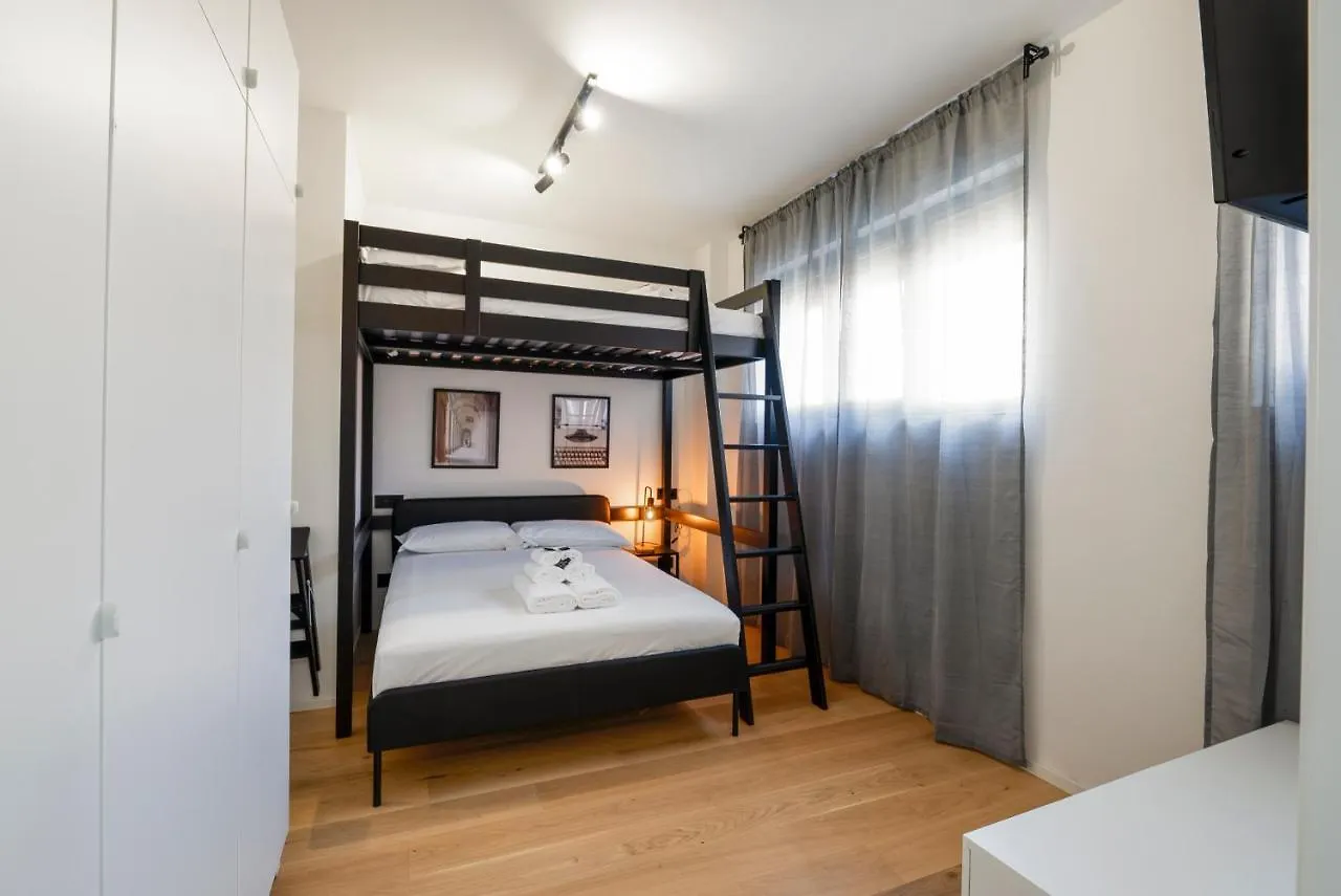 Apartment Vallarsa 10 - Int.01 ミラノ イタリア